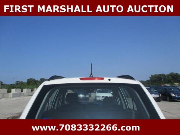 2008 Kia Rondo EX - First Marshall Auto Auction- Super Savings!! for sale in Harvey, IL – photo 3