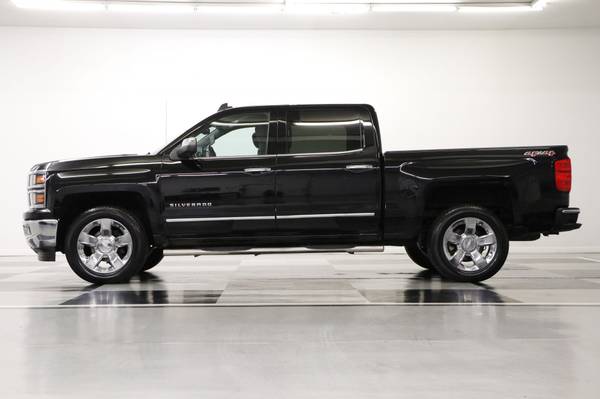 HEATED COOLED LEATHER Black 2015 Chevy Silverado 1500 LTZ 4X4 Crew for sale in Clinton, MO – photo 17