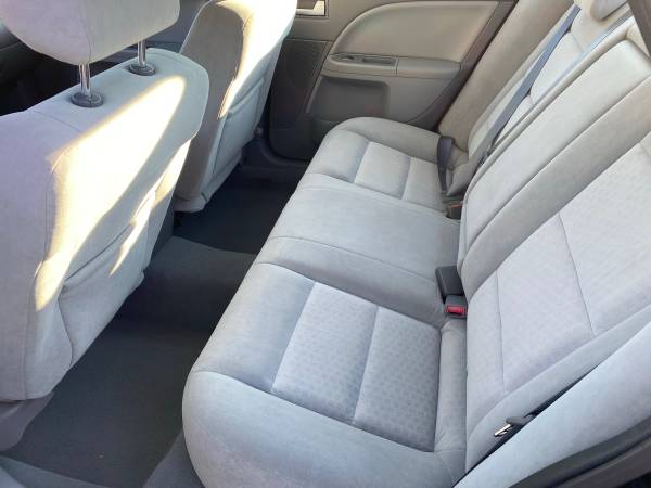 2005 Ford Five Hundred SEL $3000 obo - cars & trucks - by owner -... for sale in Belle Mead, NJ – photo 7