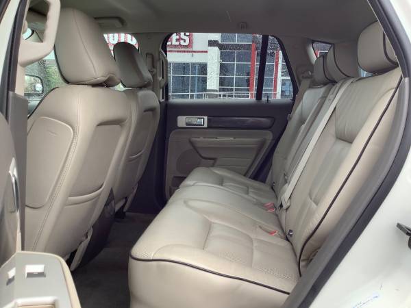 Great Price! 2009 Lincoln MKX! Loaded! - - by dealer for sale in Ortonville, OH – photo 16