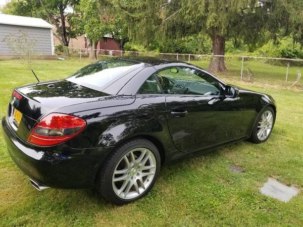 2009 Merecedes SLK 350 - cars & trucks - by owner - vehicle... for sale in Vails Gate, NY – photo 2