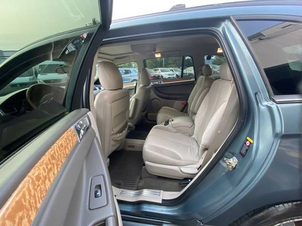 2005 Chrysler Pacifica Limited Sport Wagon 4D 150506 Cash Price,... for sale in Chantilly, WV – photo 10