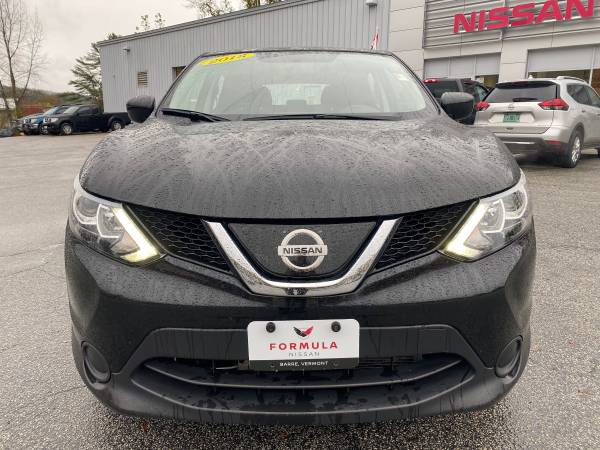 ~~~~~~~ 2018 NISSAN ROGUE SPORT S ~~~~~~~ - cars & trucks - by... for sale in Barre, VT – photo 2