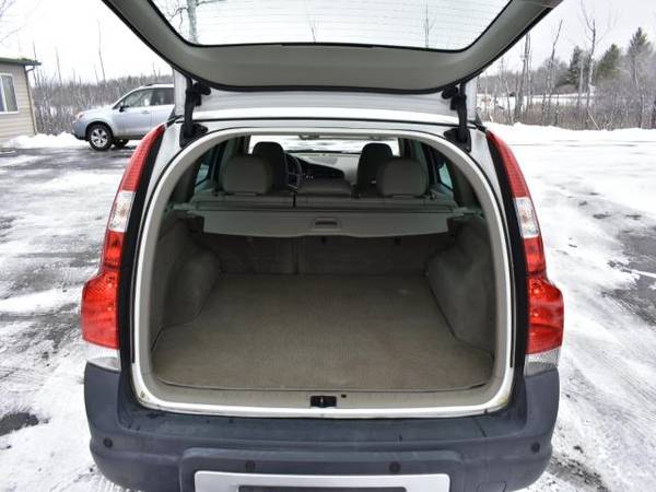 2007 Volvo XC70 Cross Country - cars & trucks - by dealer - vehicle... for sale in Duluth, MN – photo 13