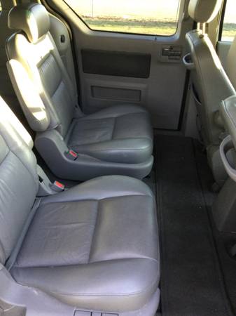 2005 Ford Freestar Limited for sale in Huron, SD – photo 12