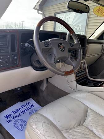2006 Cadillac Escalade ESV 4dr AWD - - by dealer for sale in Chesaning, MI – photo 10