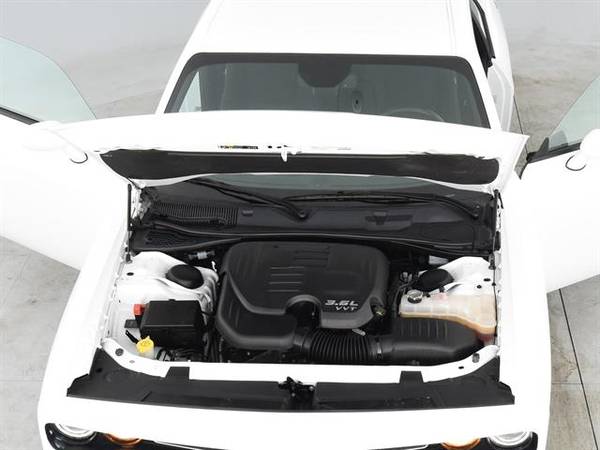 2018 Dodge Challenger SXT Coupe 2D coupe WHITE - FINANCE ONLINE for sale in Atlanta, GA – photo 4