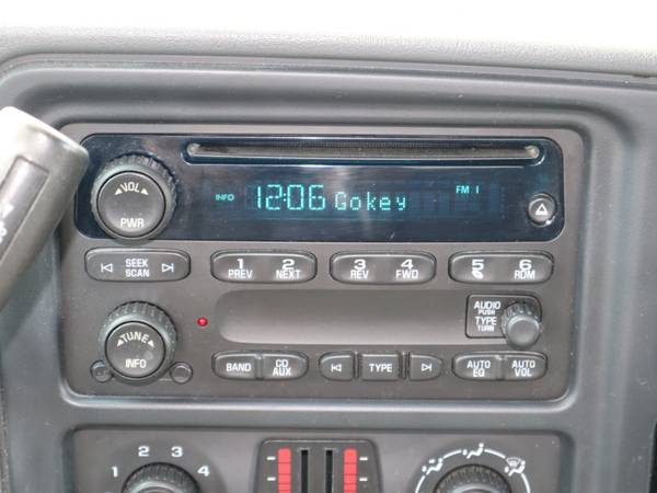 2006 GMC Sierra 1500 SL Ext Cab 4WD - - by dealer for sale in Indianapolis, IN – photo 7
