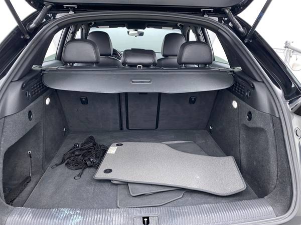 2017 Audi Q3 Premium Sport Utility 4D suv Black - FINANCE ONLINE -... for sale in Atlanta, CA – photo 23