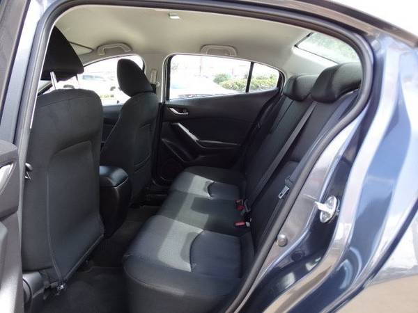 2015 Mazda Mazda3 i Sport - - by dealer - vehicle for sale in San Antonio, TX – photo 20