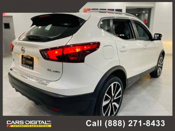 2017 Nissan Rogue Sport AWD SL Hatchback - cars & trucks - by dealer... for sale in Franklin Square, NY – photo 6