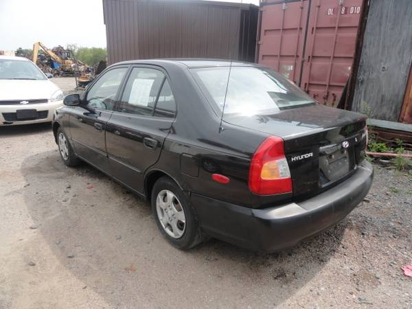 2000 Hyundai Accent - cars & trucks - by dealer - vehicle automotive... for sale in Dorchester, WI – photo 3