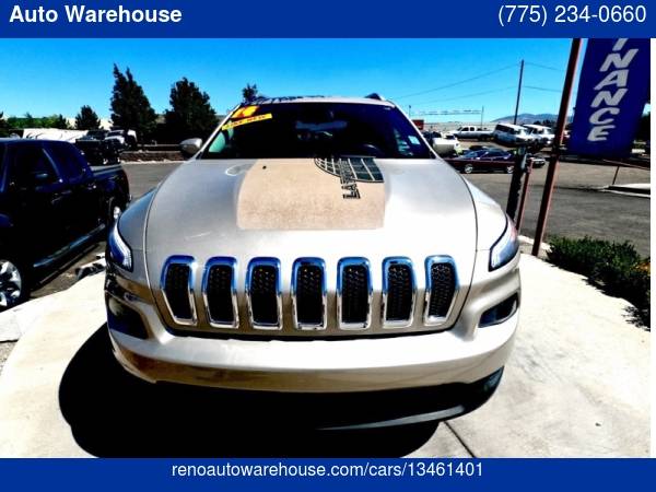 2014 Jeep Cherokee FWD 4dr Latitude - cars & trucks - by dealer -... for sale in Reno, NV – photo 3