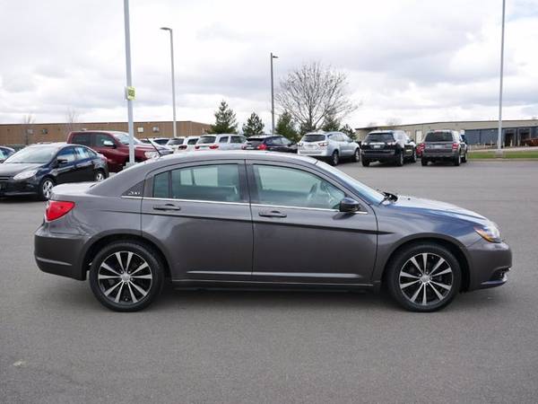 2014 Chrysler 200 Touring - - by dealer - vehicle for sale in Cambridge, MN – photo 12