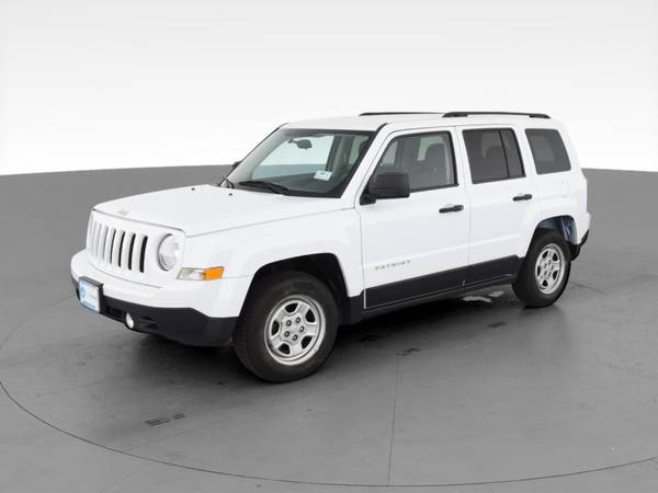 2015 Jeep Patriot Sport SUV 4D suv White - FINANCE ONLINE - cars &... for sale in Long Beach, CA – photo 3