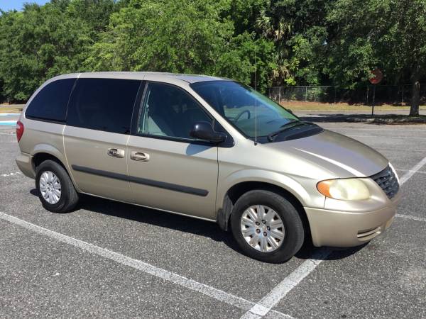 2006 Chrysler town n country for sale in Leesburg, FL – photo 2