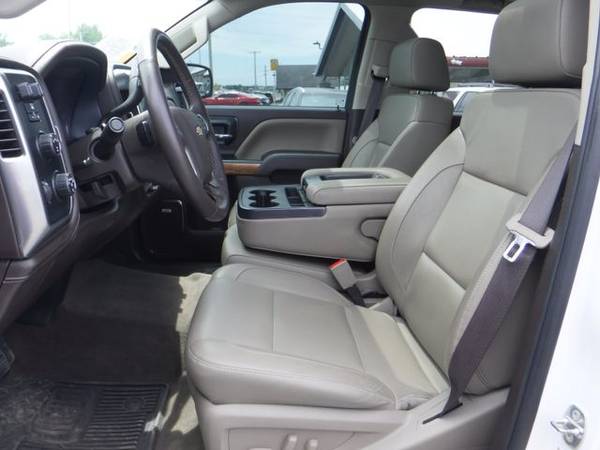 2017 Chevrolet Silverado 2500 HD Crew Cab 4WD LTZ Pickup 4D 6 1/2 ft T for sale in Harrisonville, MO – photo 2