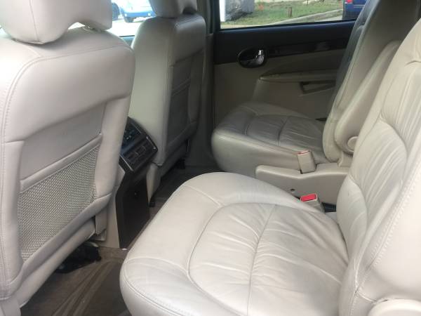 2006 Buick Rendezvous 3 row Seat - - by dealer for sale in Holland , MI – photo 11
