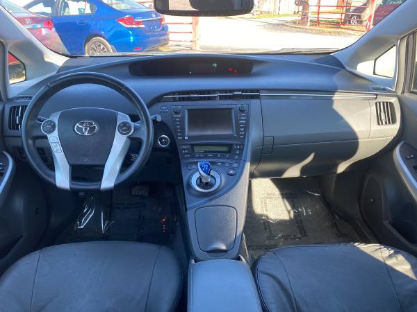 2010 TOYOTA PRIUS IV - cars & trucks - by dealer - vehicle... for sale in Indianapolis, IN – photo 20