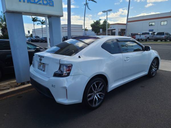 ((ONLY $12,995)) 2015 SCION tC - cars & trucks - by dealer - vehicle... for sale in Kahului, HI – photo 6