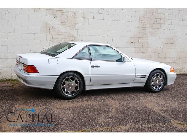 This SL600 has a Classic look! Power Soft Top! Get this V-12 Roadster! for sale in Eau Claire, WI – photo 22