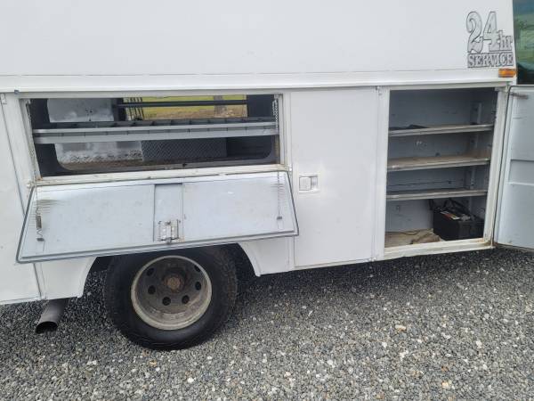 Ford E-350 7 3 Turbo Diesel Dually Utility Service Body Box Van for sale in Wagoner, OK – photo 10