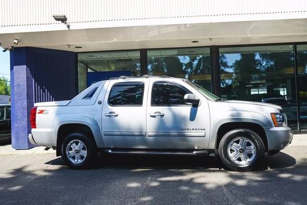 2013 Chevrolet Avalanche 4x4 4WD Chevy LT Truck - - by for sale in Lynnwood, OR – photo 7