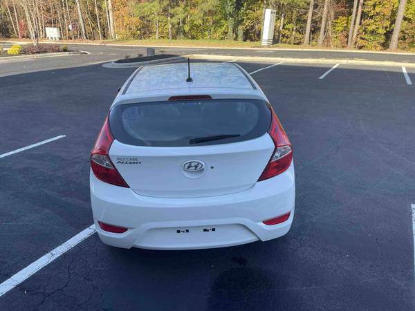 2013 Hyundai Accent SE Hatchback ** 40kmiles!! 1 Owner !! - cars &... for sale in Peachtree Corners, GA – photo 8