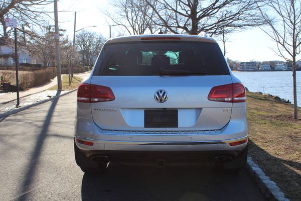 2017 Volkswagen Touareg V6 Wolfsburg Edition - cars & trucks - by... for sale in Great Neck, CT – photo 8