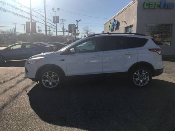 *2013* *Ford* *Escape* *SE AWD 4dr SUV* - cars & trucks - by dealer... for sale in Essex, MD – photo 2
