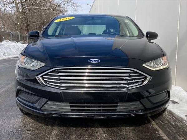 2018 Ford Fusion SE FWD - - by dealer - vehicle for sale in Calumet City, IL – photo 3