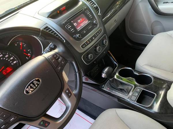 2015 Kia Sorento GDI - AWD/4x4 - 40K Low Miles ! 1 Owner ! - cars &... for sale in Tyngsboro, MA – photo 22