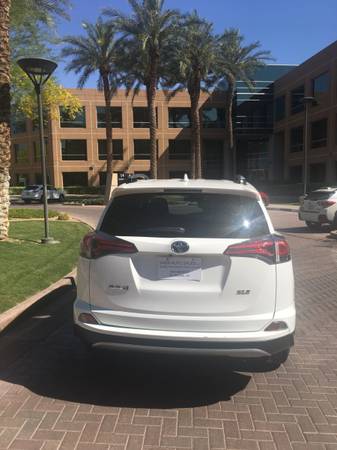 2017 Toyota RAV4 XLE 44, 000 Miles Super WHITE 2 Wheel Drive SHARP! for sale in Scottsdale, AZ – photo 4