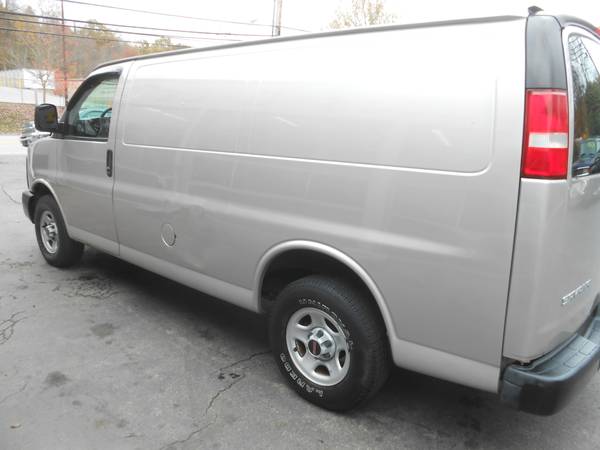 2006 GMC SAVANA 1500 - cars & trucks - by dealer - vehicle... for sale in Pittsburgh, PA – photo 6