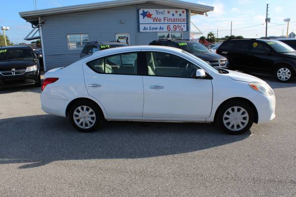 2012 Nissan Versa Buy Here Pay Here - cars & trucks - by dealer -... for sale in Venice, FL – photo 2