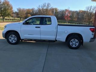 2010 Toyota Tundra 2 WD - cars & trucks - by owner - vehicle... for sale in Pulaksi, TN – photo 4