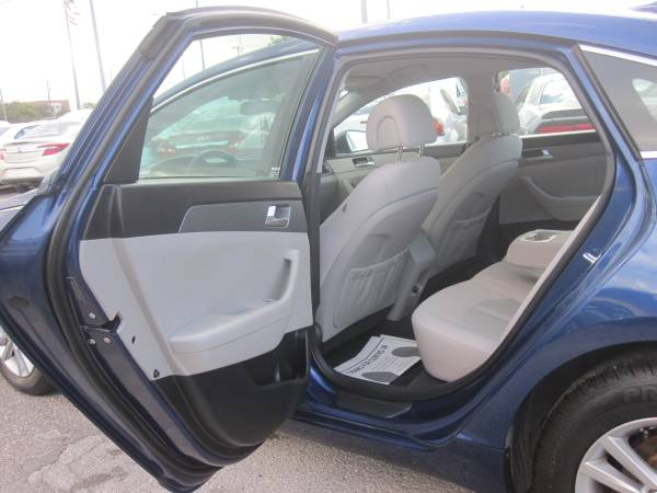 2015 Hyundai Sonata SE 4dr Sedan - - by dealer for sale in Bethany, OK – photo 14