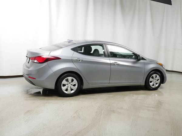 2016 Hyundai Elantra SE for sale in Inver Grove Heights, MN – photo 9
