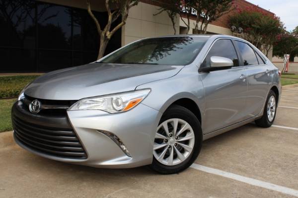 2016 Toyota Camry 4dr Sdn I4 Auto XLE One Owner back camera & NAV for sale in Dallas, TX – photo 11
