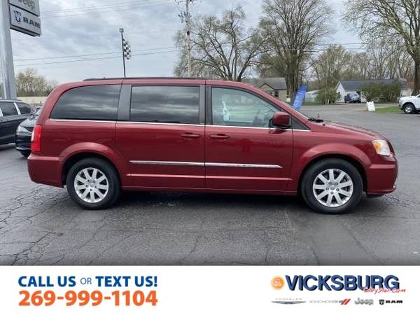 2013 Chrysler Town & Country Touring - - by dealer for sale in Vicksburg, MI – photo 4