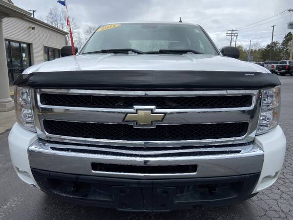 2011 Chevrolet Silverado 1500 LT Crew Cab 4WD - - by for sale in Rush, NY – photo 4