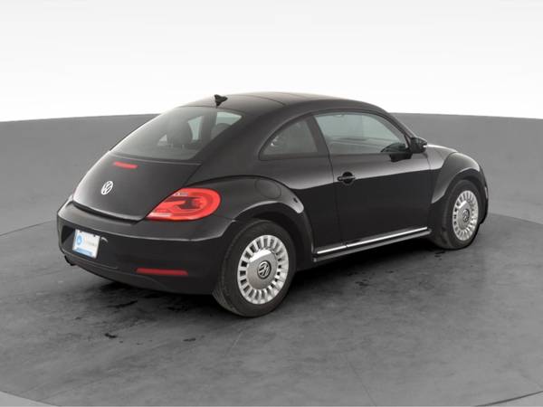 2013 VW Volkswagen Beetle 2.5L Hatchback 2D hatchback Black -... for sale in Lansing, MI – photo 11