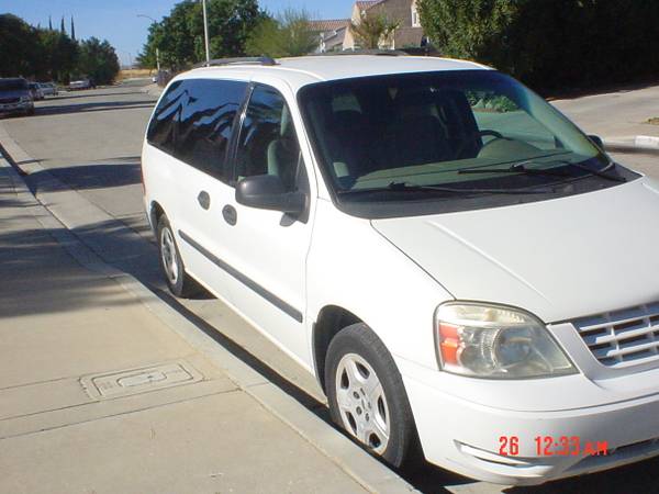 2004 Ford Freestar low miles - cars & trucks - by owner - vehicle... for sale in Palmdale, CA – photo 2