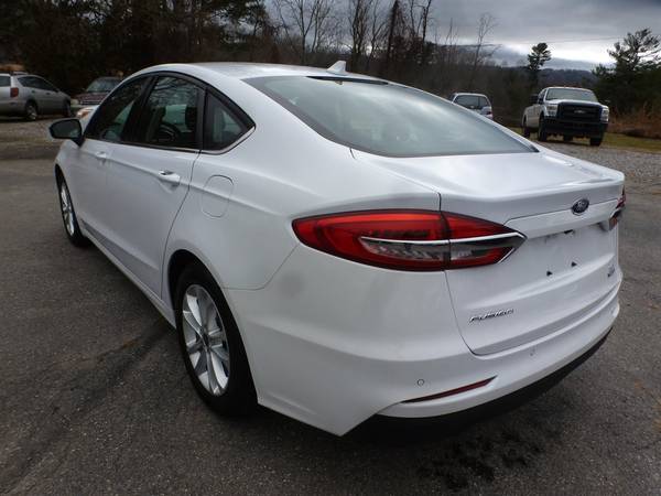 2019 Ford Fusion SE Stock 4338 - - by dealer for sale in Weaverville, NC – photo 8