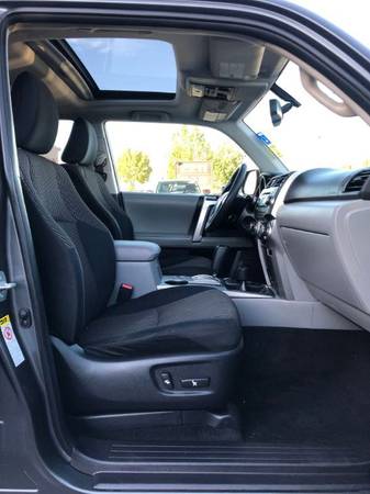 2011 Toyota 4Runner SR5 - 4WD - 3 Row seats -TOP $$$ FOR YOUR TRADE!! for sale in Sacramento , CA – photo 10