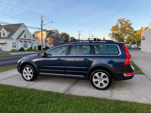 Check Out This Spotless 2011 Volvo XC70 with 114, 947 Miles-Hartford for sale in Meriden, CT – photo 15