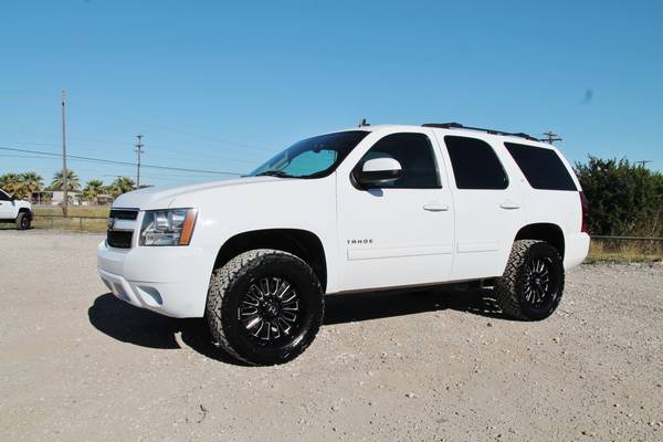 2012 CHEVROLET TAHOE LT 4X4*LEATHER*HOSTILE*NEW TIRES*TOUCH... for sale in Liberty Hill, TN – photo 3