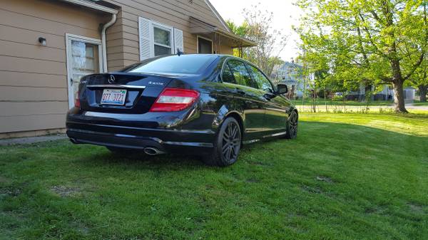 2009 Mercedes Benz C300 - cars & trucks - by owner - vehicle... for sale in Kewanee, IA – photo 9