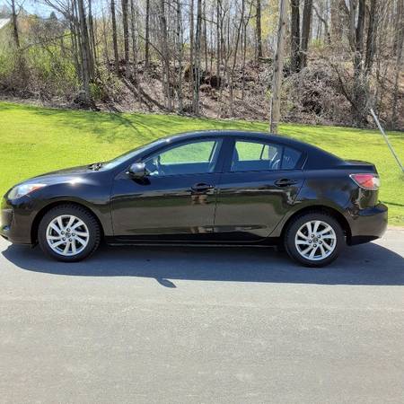 2013 mazda 3 i touring NO RUST! for sale in Whitney Point, NY – photo 11