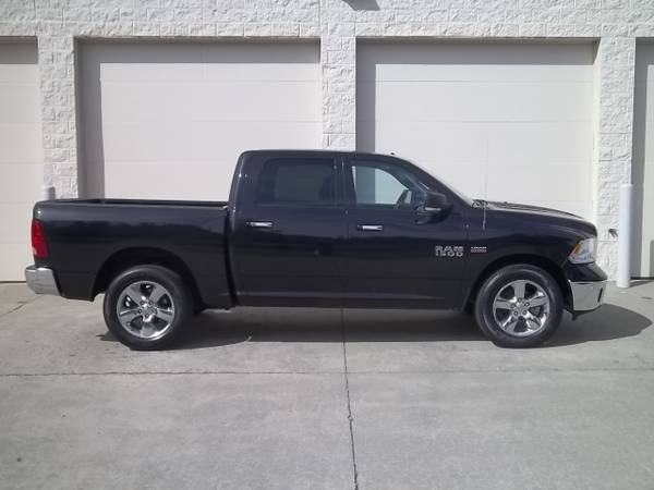 2016 Ram 1500 Big Horn Crew Cab 4x4 for sale in Boone, TN – photo 9
